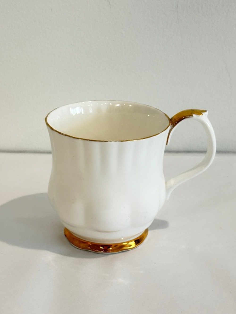 Royal Albert Val D'or Montrose shaped coffee mug petal footed bone china England